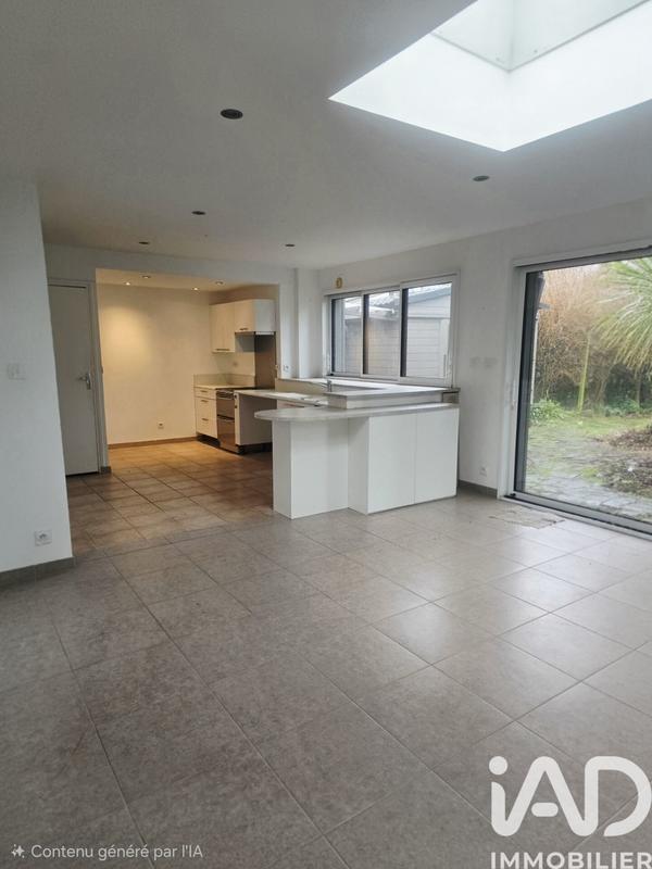 Maison - 94 m² - 4 pièces