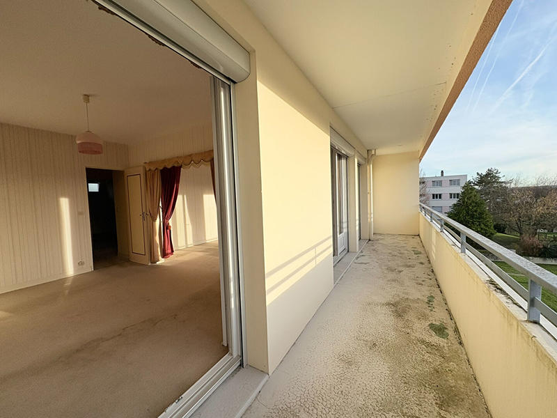 Appartement - 85 m² - 3 pièces