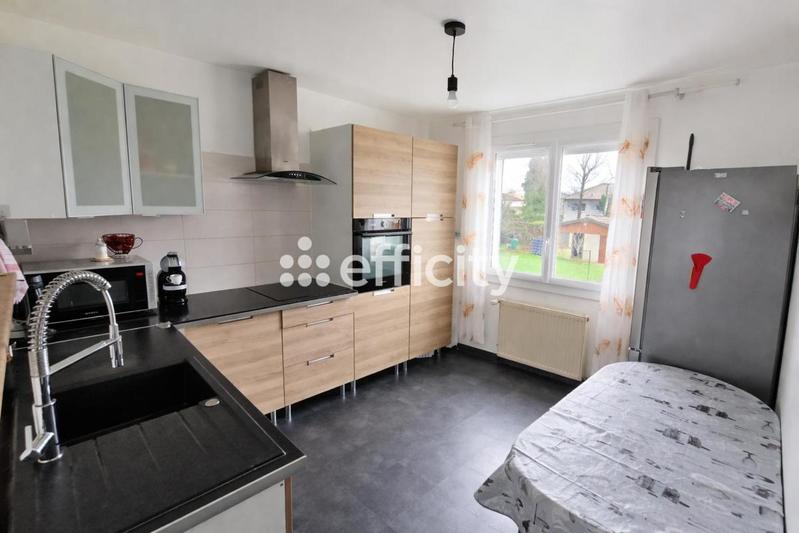 Maison de ville - 138 m² - 8 pièces