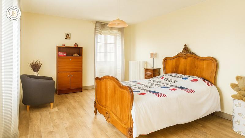 Maison - 190 m² - 7 pièces