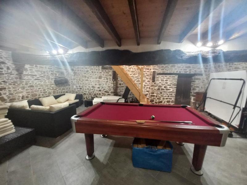 Maison en pierre - 200 m² - 10 pièces