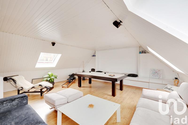 Maison - 187 m² - 8 pièces