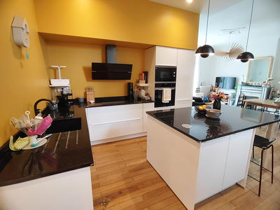 Appartement - 122 m² - 4 pièces