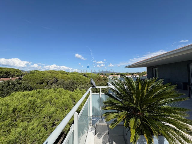 Appartement - 105 m² - 4 pièces