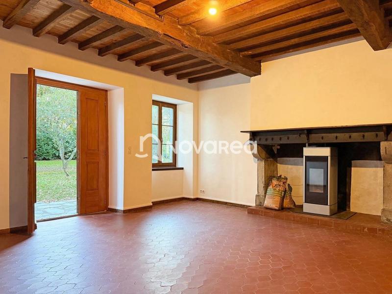 Maison - 93 m² - 4 pièces
