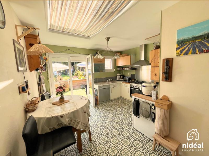 Maison - 90 m² - 5 pièces