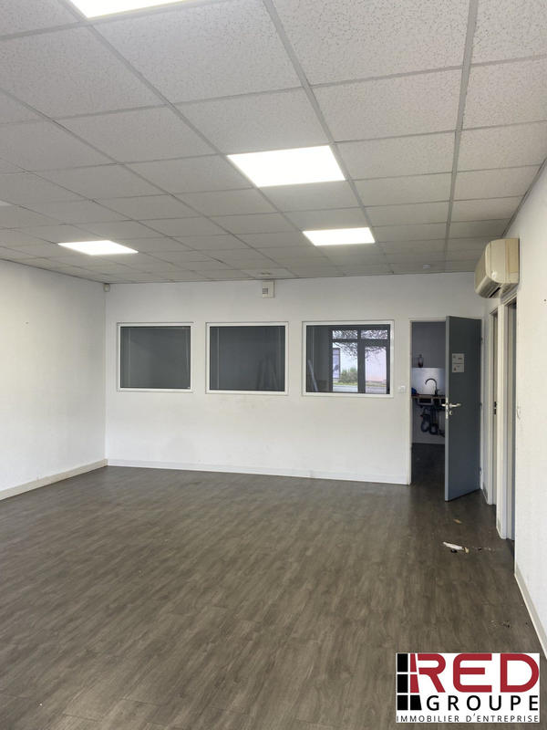 Local d'activités - 90 m²