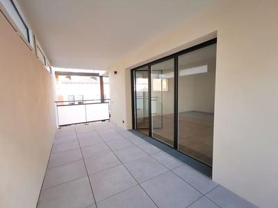 Appartement - 79 m² - 3 pièces