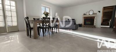 Maison - 157 m² - 6 pièces