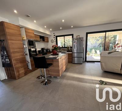 Maison - 100 m² - 3 pièces