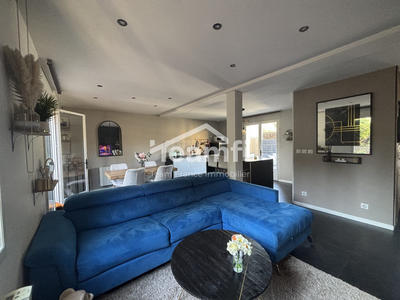 Maison - 86 m² - 5 pièces