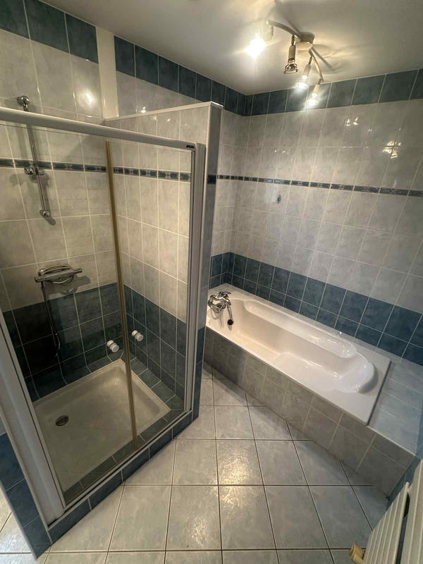 Maison - 300 m² - 6 pièces