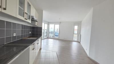 Appartement ancien - 63 m² - 3 pièces