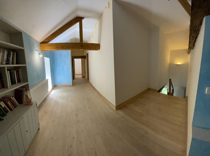 Maison - 170 m² - 8 pièces