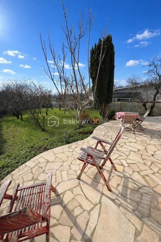 Maison - 170 m² - 8 pièces