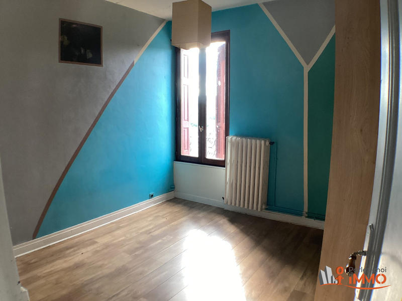 Appartement - 80 m² - 3 pièces