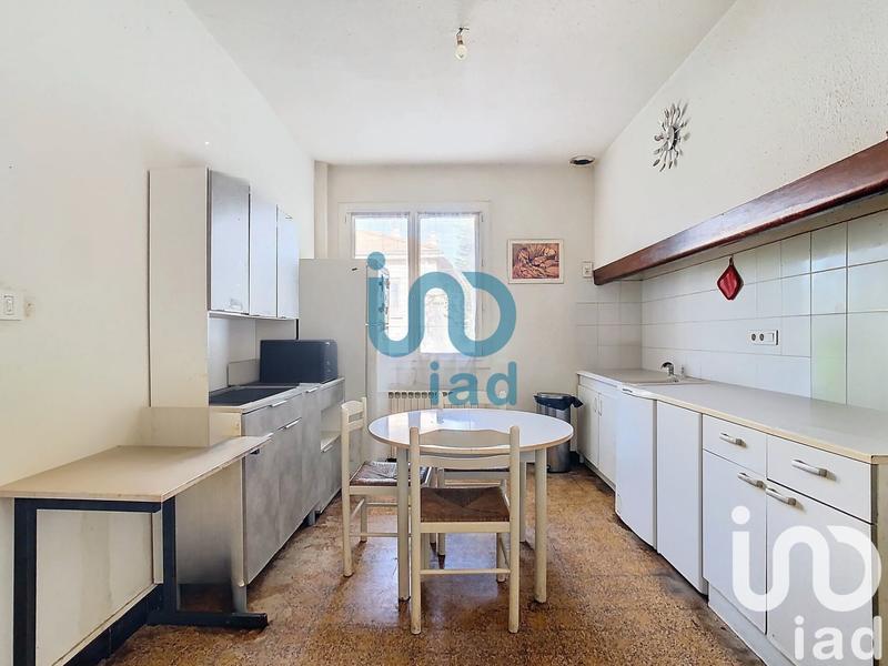 Maison - 220 m² - 8 pièces