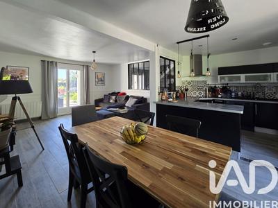 Maison - 120 m² - 7 pièces