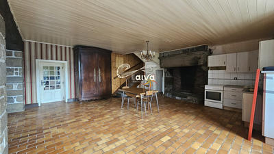 Maison ancienne - 166 m² - 8 pièces