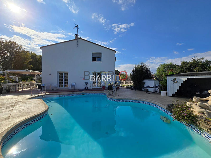 Villa - 195 m² - 8 pièces