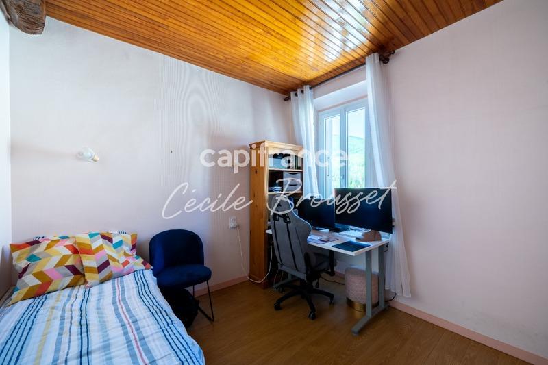 Maison - 120 m² - 8 pièces