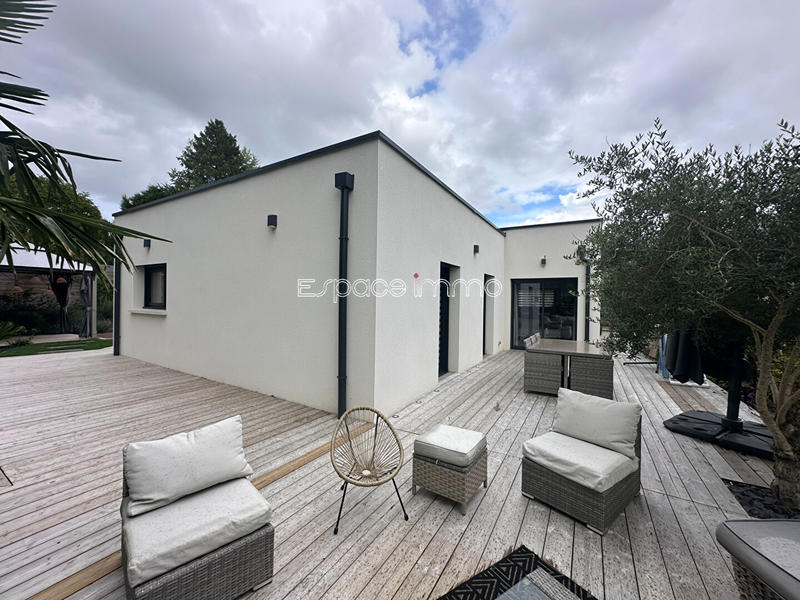 Maison - 123 m² - 7 pièces