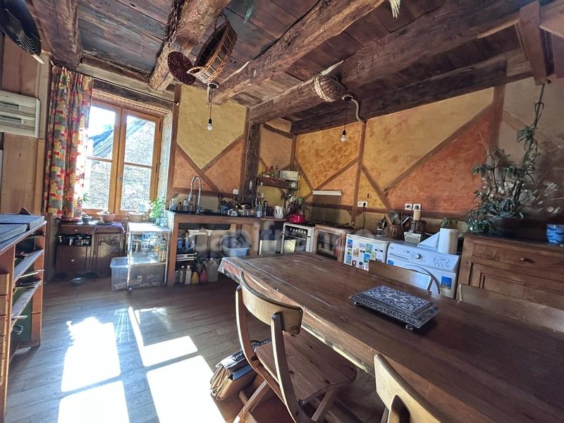 Maison - 104 m² - 3 pièces