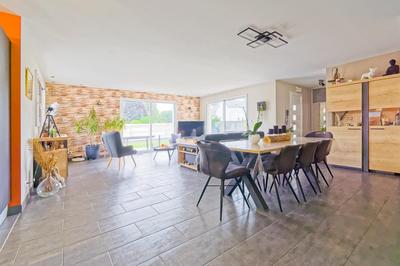 Maison - 160 m² - 7 pièces