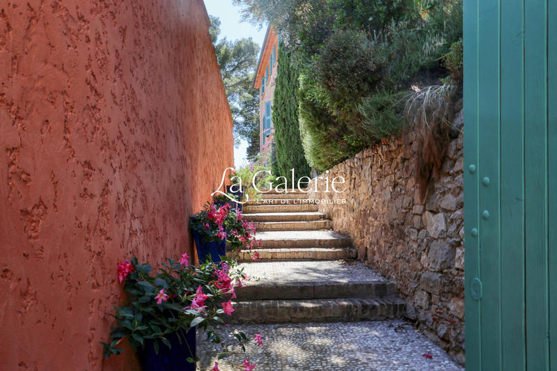 Maison ancienne - 250 m² - 9 pièces