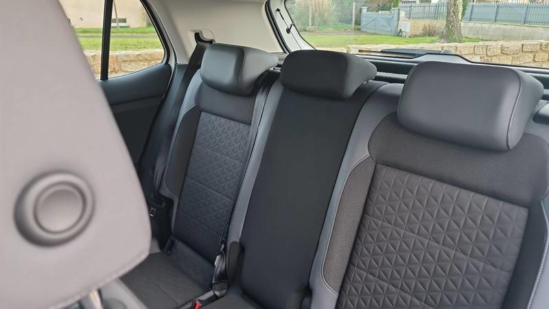 Volkswagen t-Cross 1.0 Tsi 115 Dsg7 R-Line