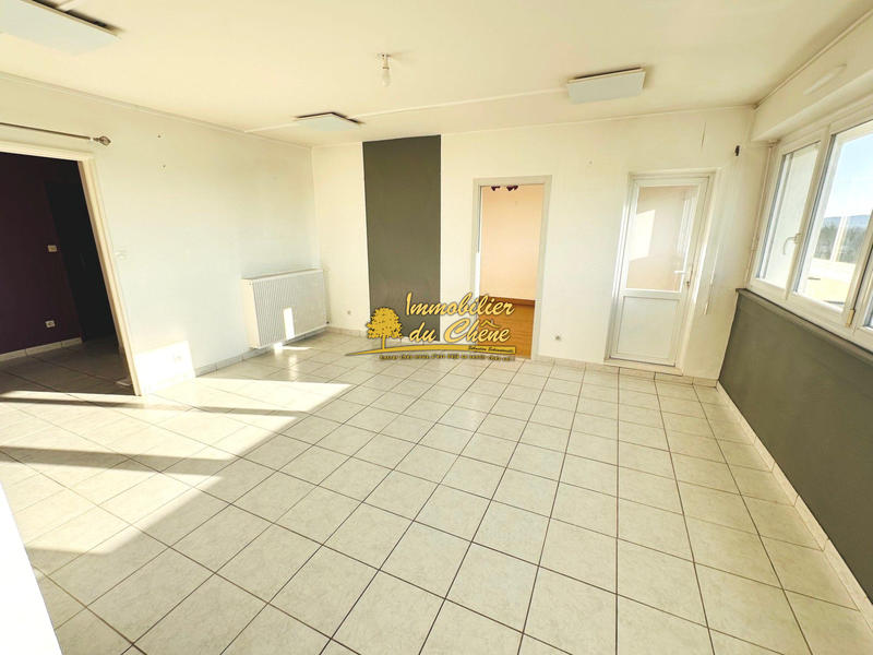 Appartement - 77 m² - 4 pièces