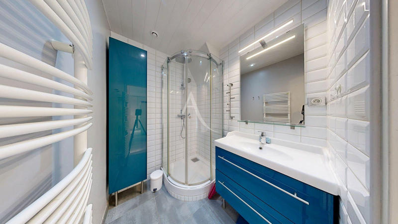 Maison - 121 m² - 6 pièces