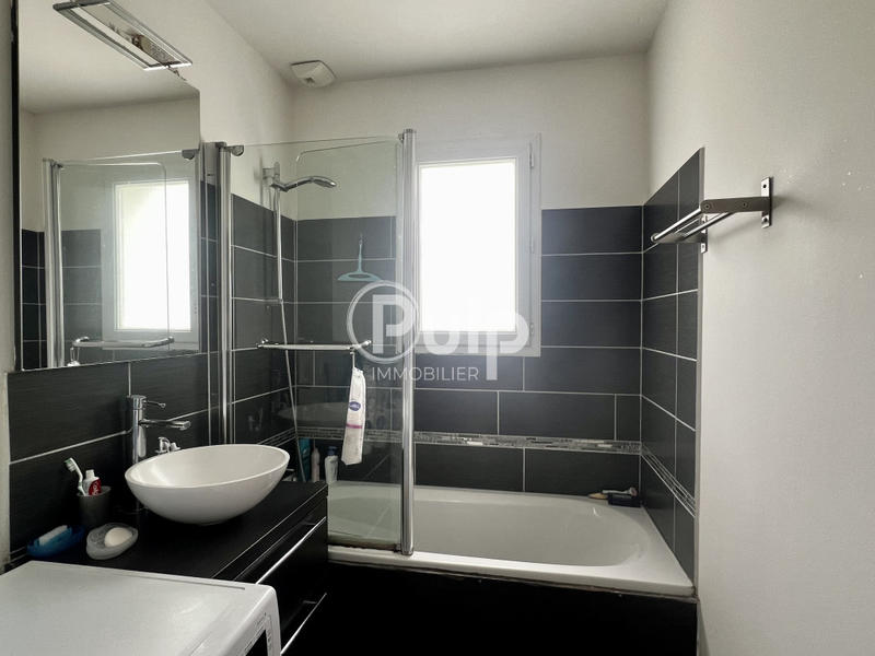 Maison - 90 m² - 6 pièces