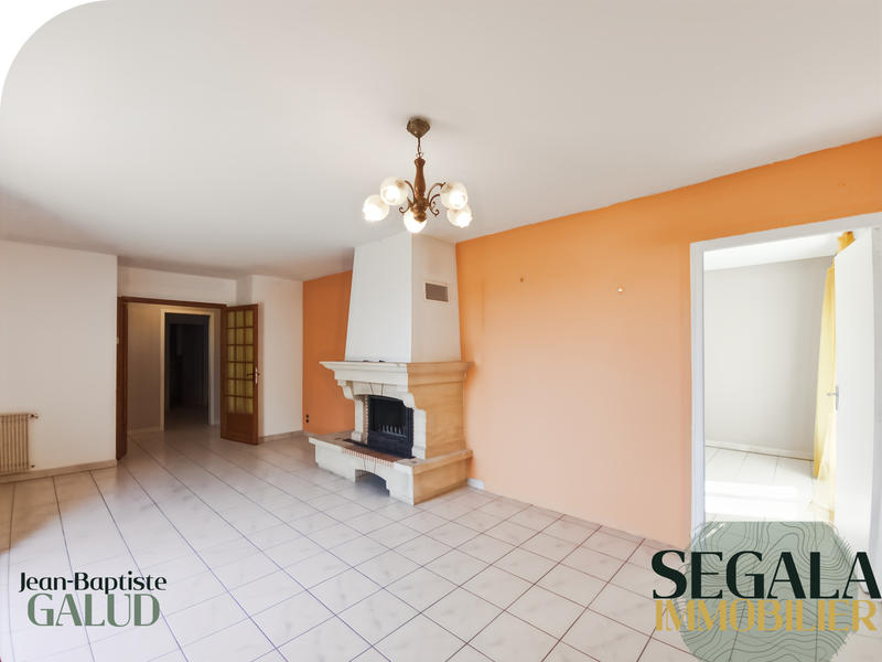 Maison - 87 m² - 4 pièces