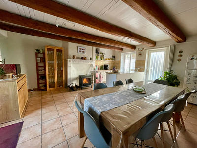 Maison - 140 m² - 4 pièces