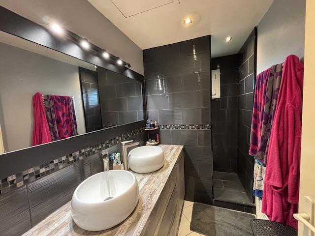 Pavillon - 87 m² - 4 pièces