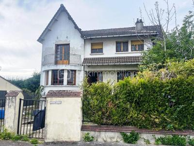 Maison - 152 m² - 7 pièces