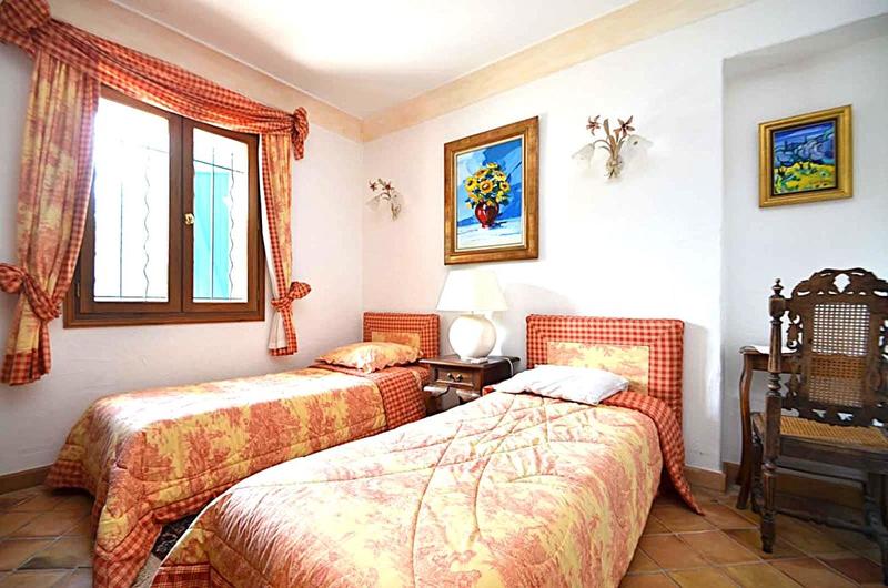 Maison - 190 m² - 7 pièces