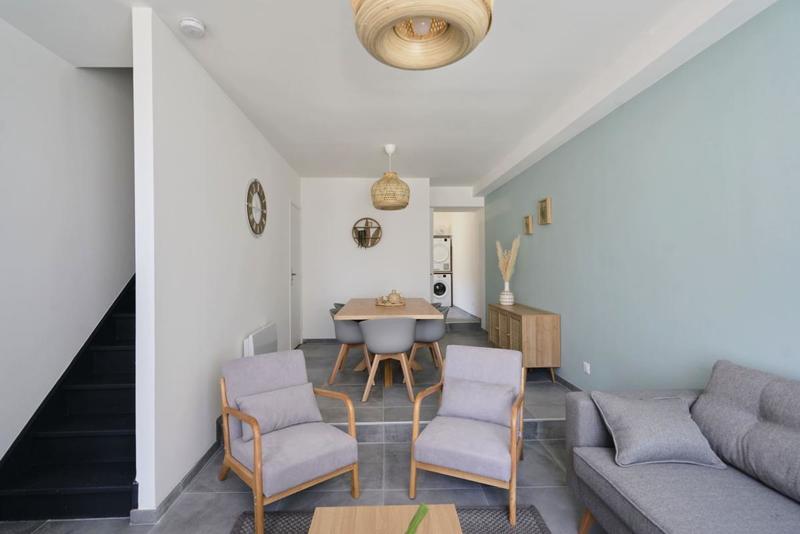 Maison - 110 m² - 7 pièces