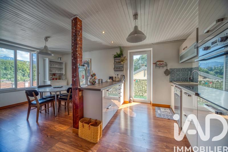 Duplex - 102 m² - 6 pièces