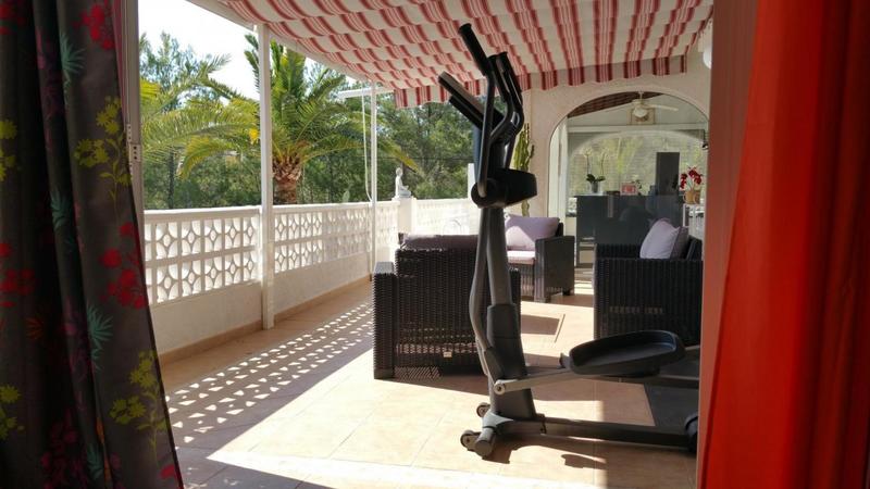 Propriété - 206 m² - 5 pièces