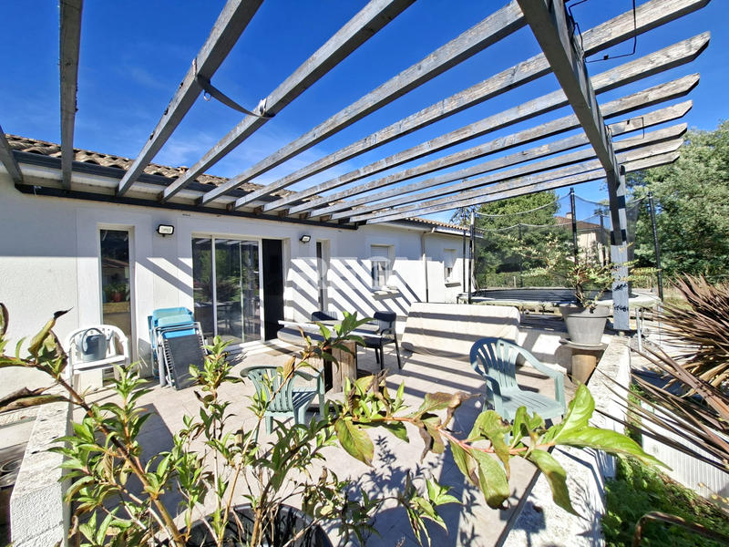 Maison - 130 m² - 6 pièces