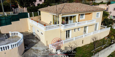 Maison - 167 m² - 7 pièces