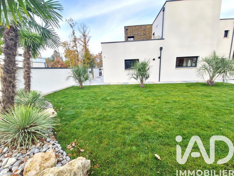 Maison - 153 m² - 7 pièces