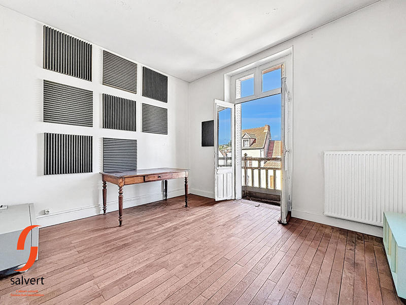 Maison - 121 m² - 7 pièces