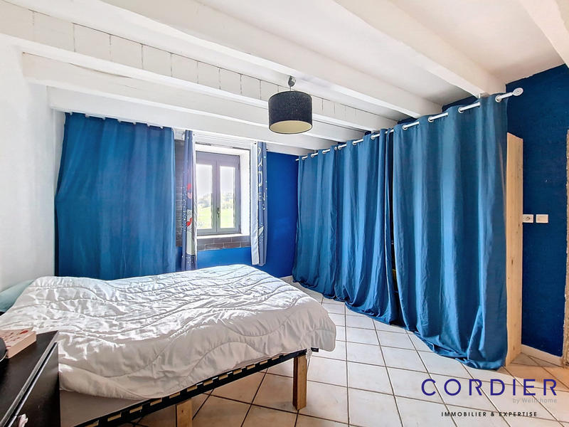 Maison - 174 m² - 7 pièces