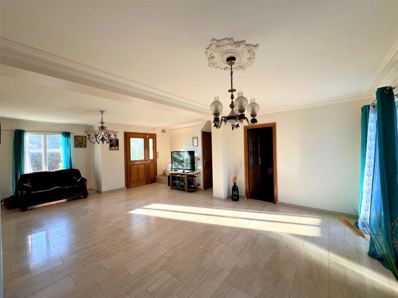 Maison - 118 m² - 7 pièces