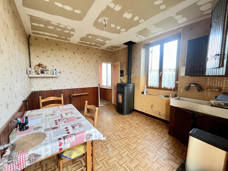 Maison - 90 m² - 4 pièces