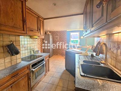 Maison traditionnelle - 160 m² - 8 pièces