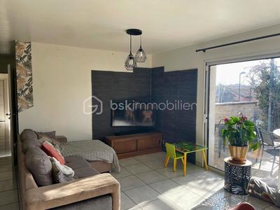 Maison traditionnelle - 106 m² - 5 pièces